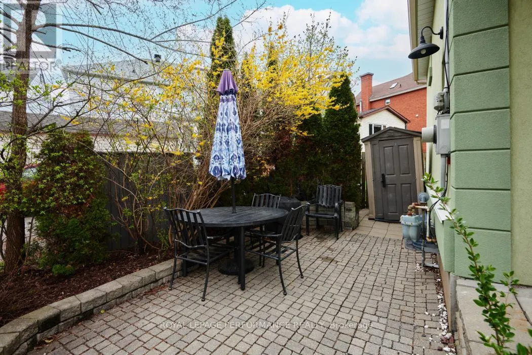 19 WINDSOR AVENUE