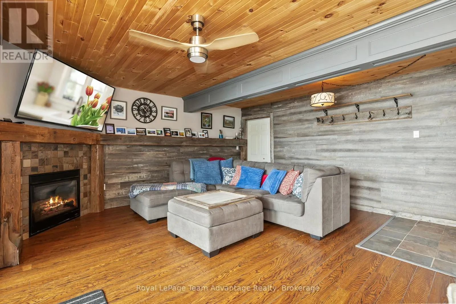 1 WREN PLACE