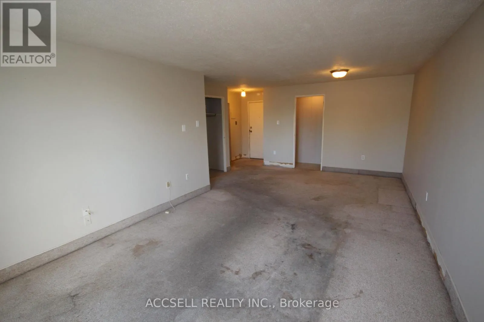 212 - 276 MERRITT AVENUE