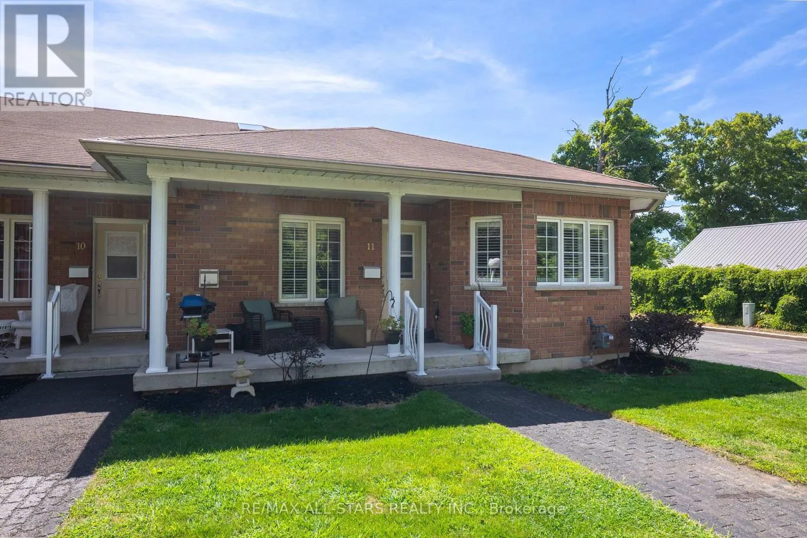 11 - 111 COLBORNE STREET #11
