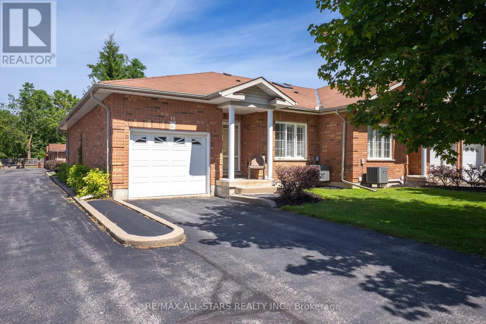 11 - 111 COLBORNE STREET #11