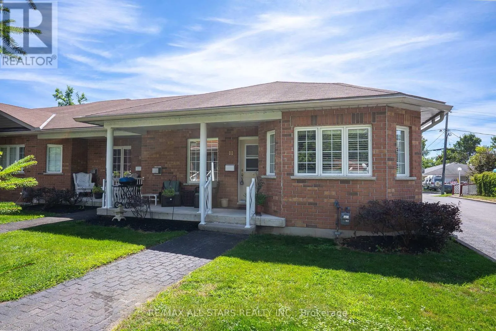 11 - 111 COLBORNE STREET #11