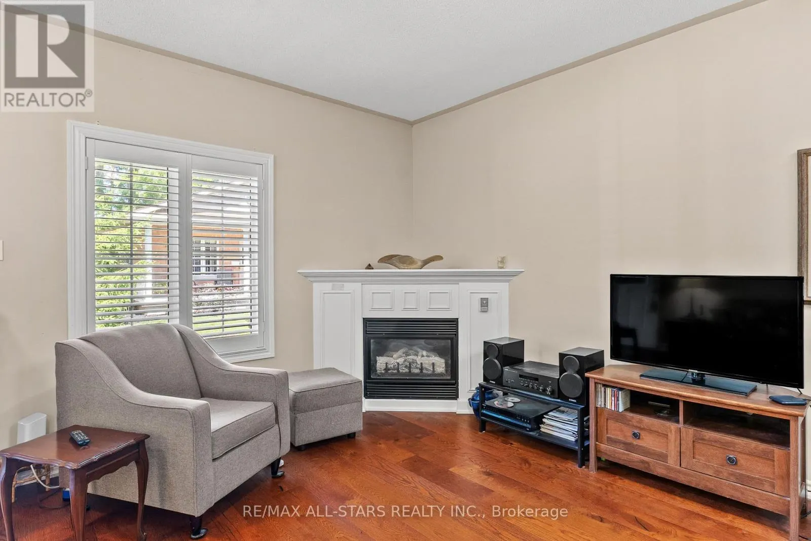 11 - 111 COLBORNE STREET #11