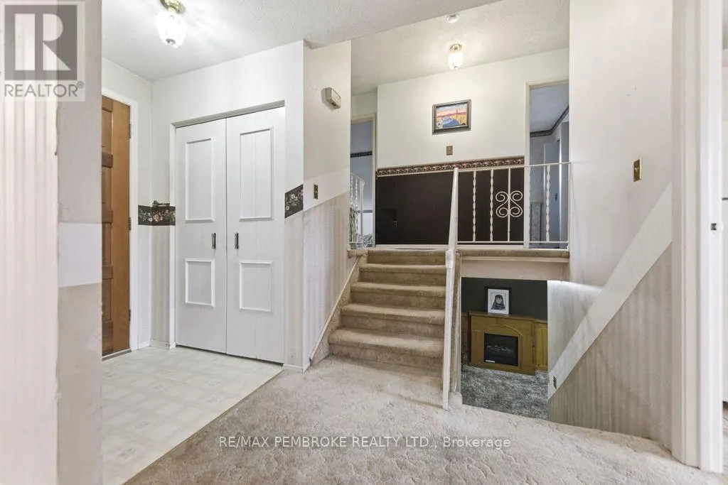 20 MAPLE AVENUE