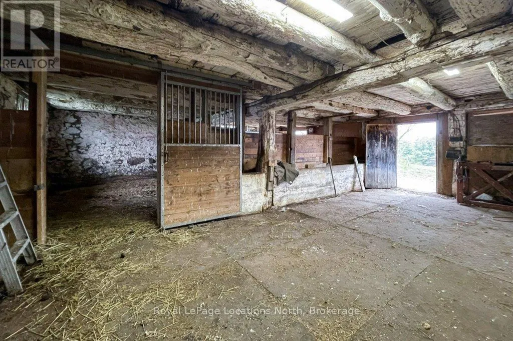 125552 13 SIDE ROAD