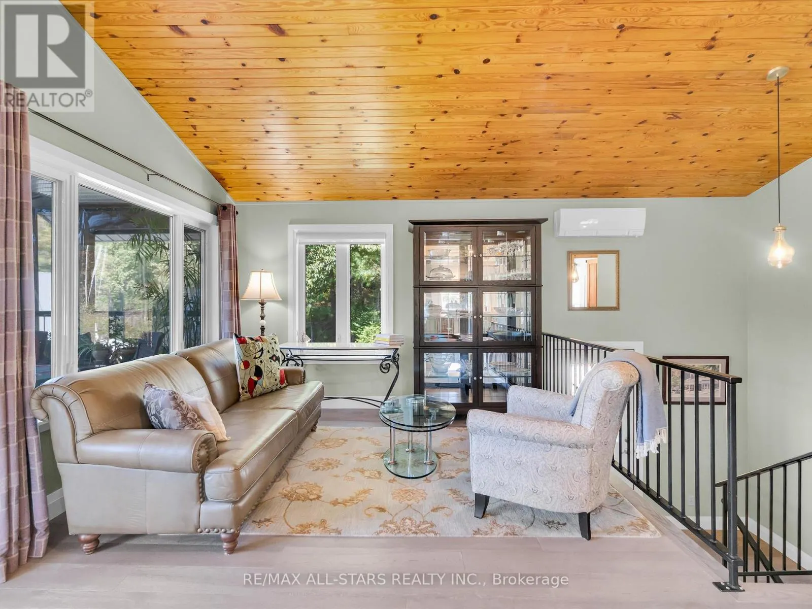 1435 FALKENBURG ROAD