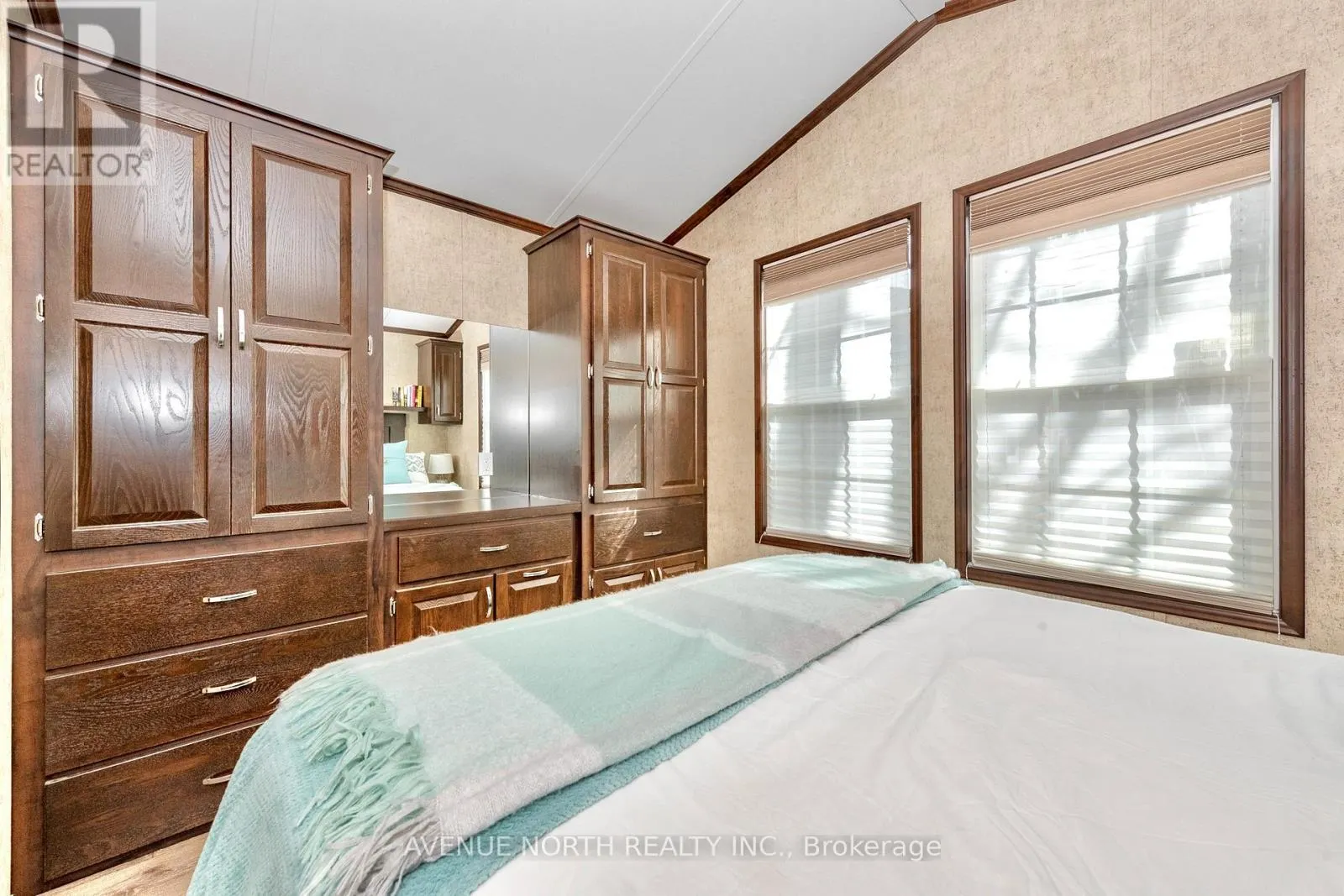 #H23 - 240 PINEWOOD PARK ROAD