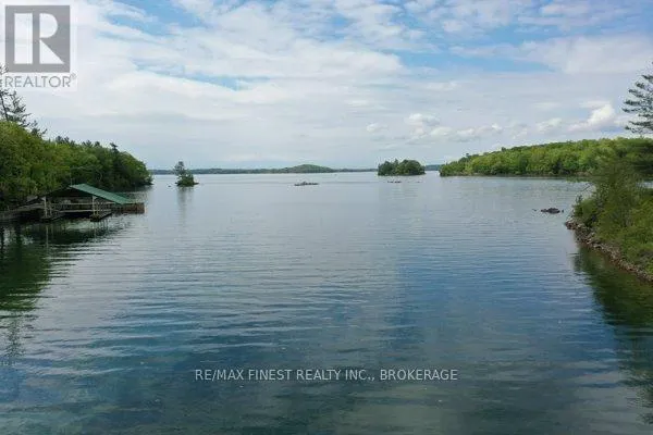 14 DOWNIE ISLAND