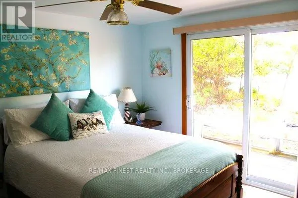14 DOWNIE ISLAND
