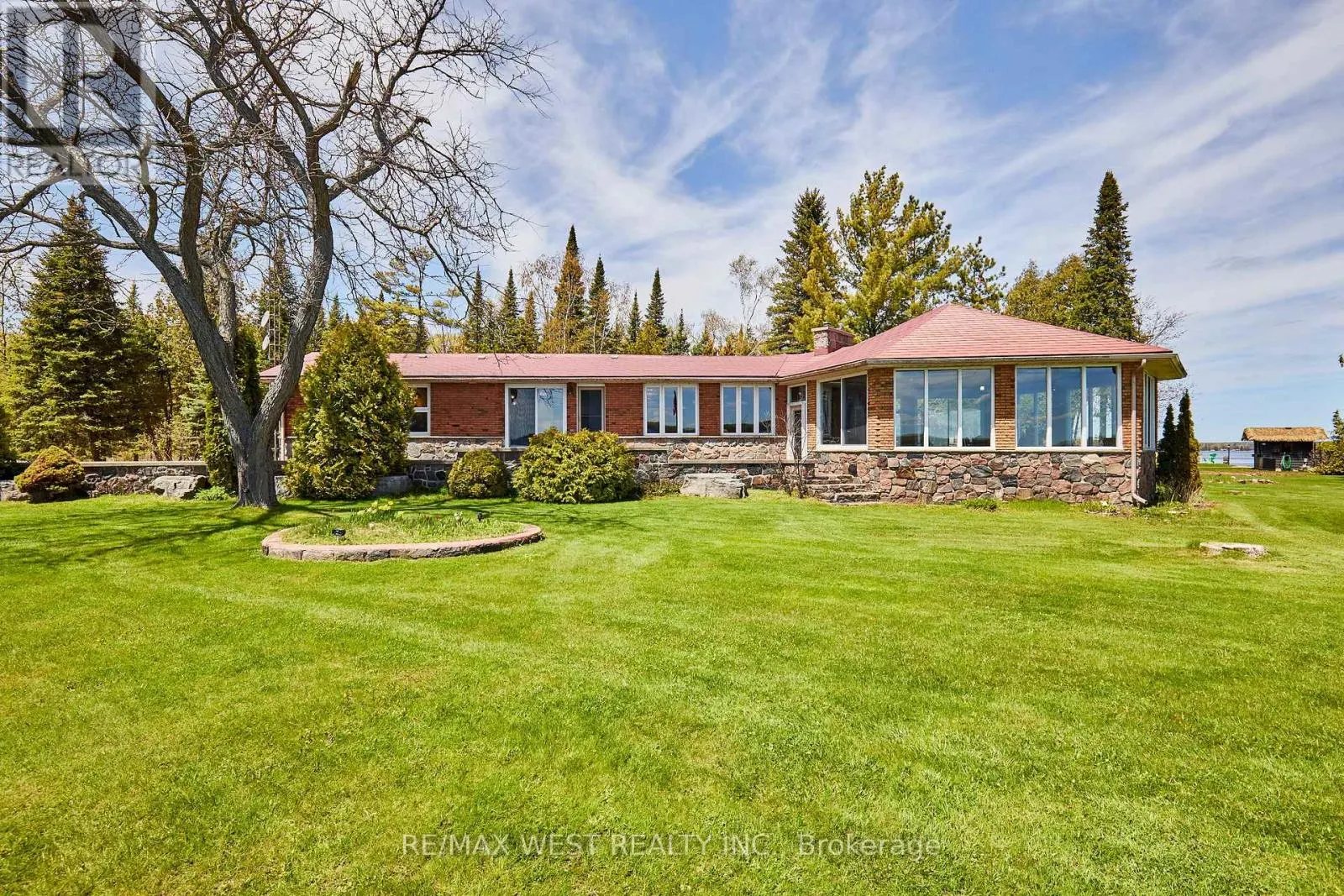 557 RIVERSIDE DRIVE