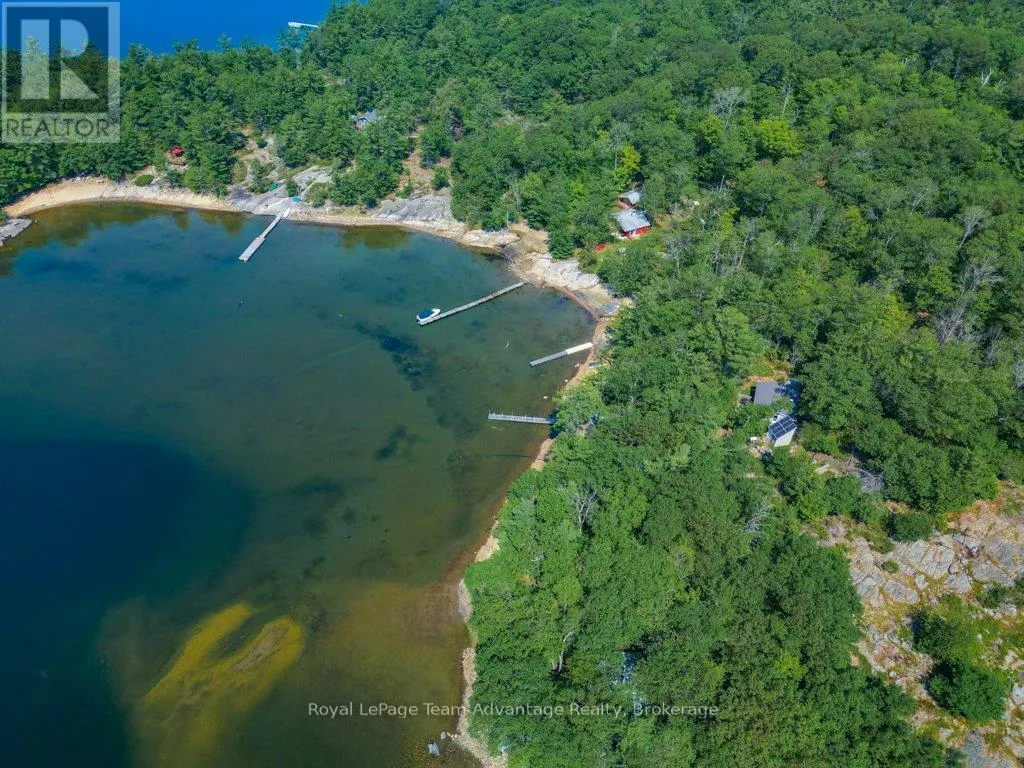 46 HUCKLEBERRY ISLAND