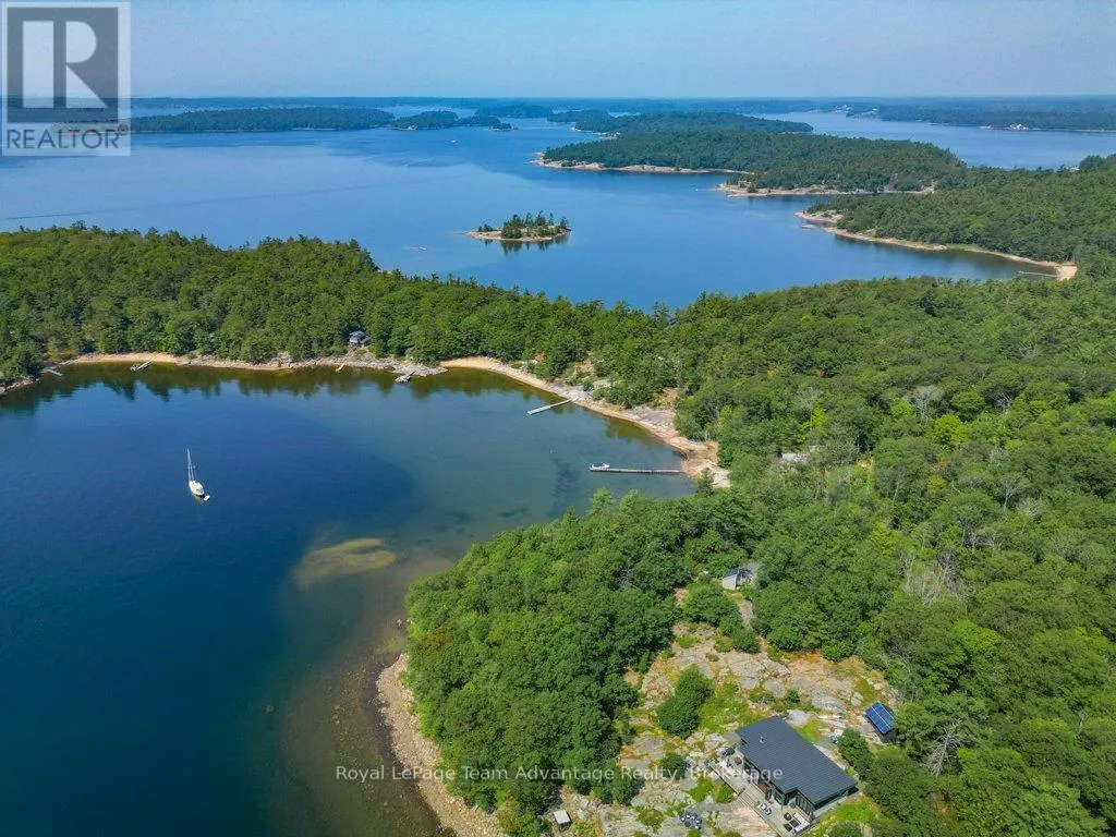 46 HUCKLEBERRY ISLAND