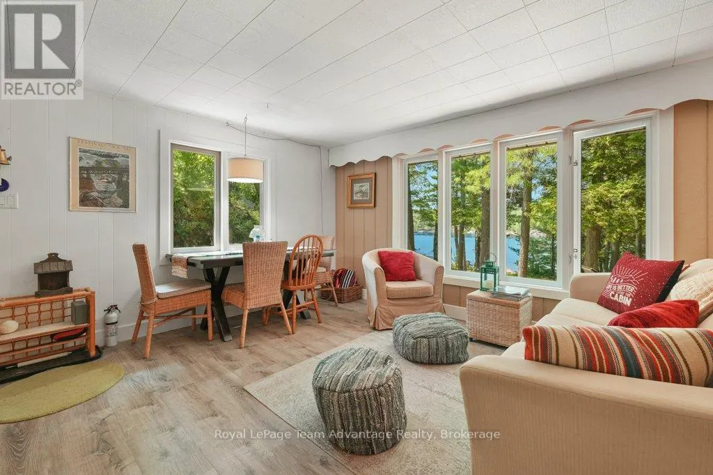 46 HUCKLEBERRY ISLAND