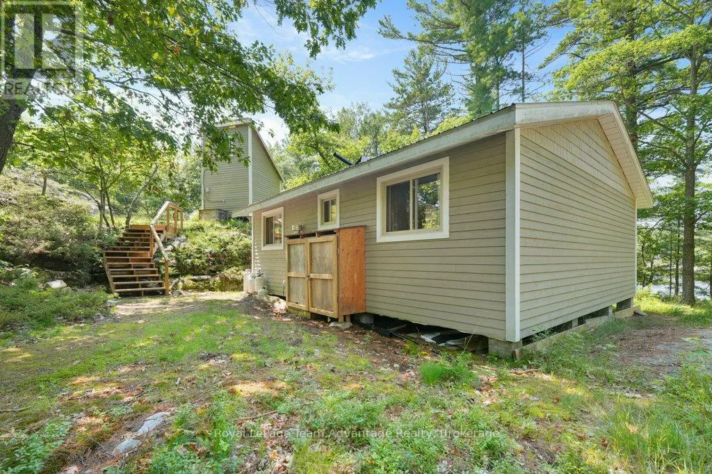 46 HUCKLEBERRY ISLAND