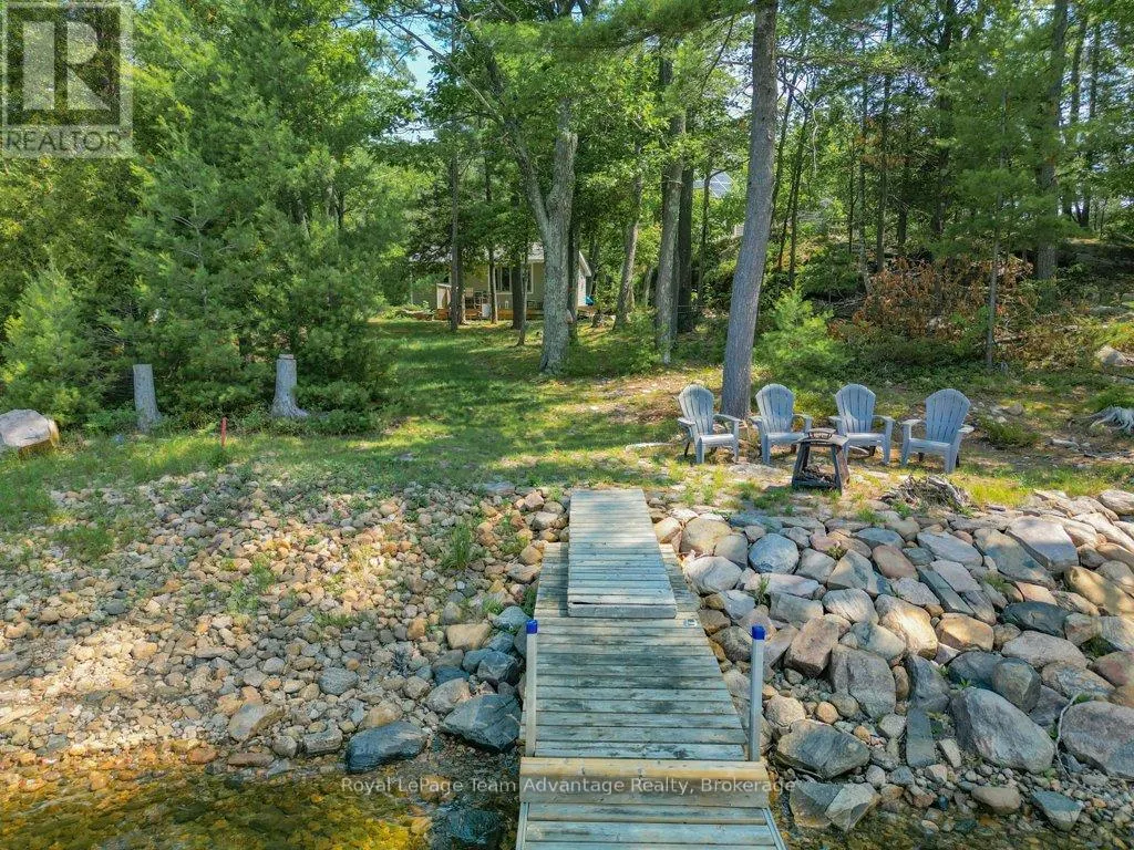 46 HUCKLEBERRY ISLAND