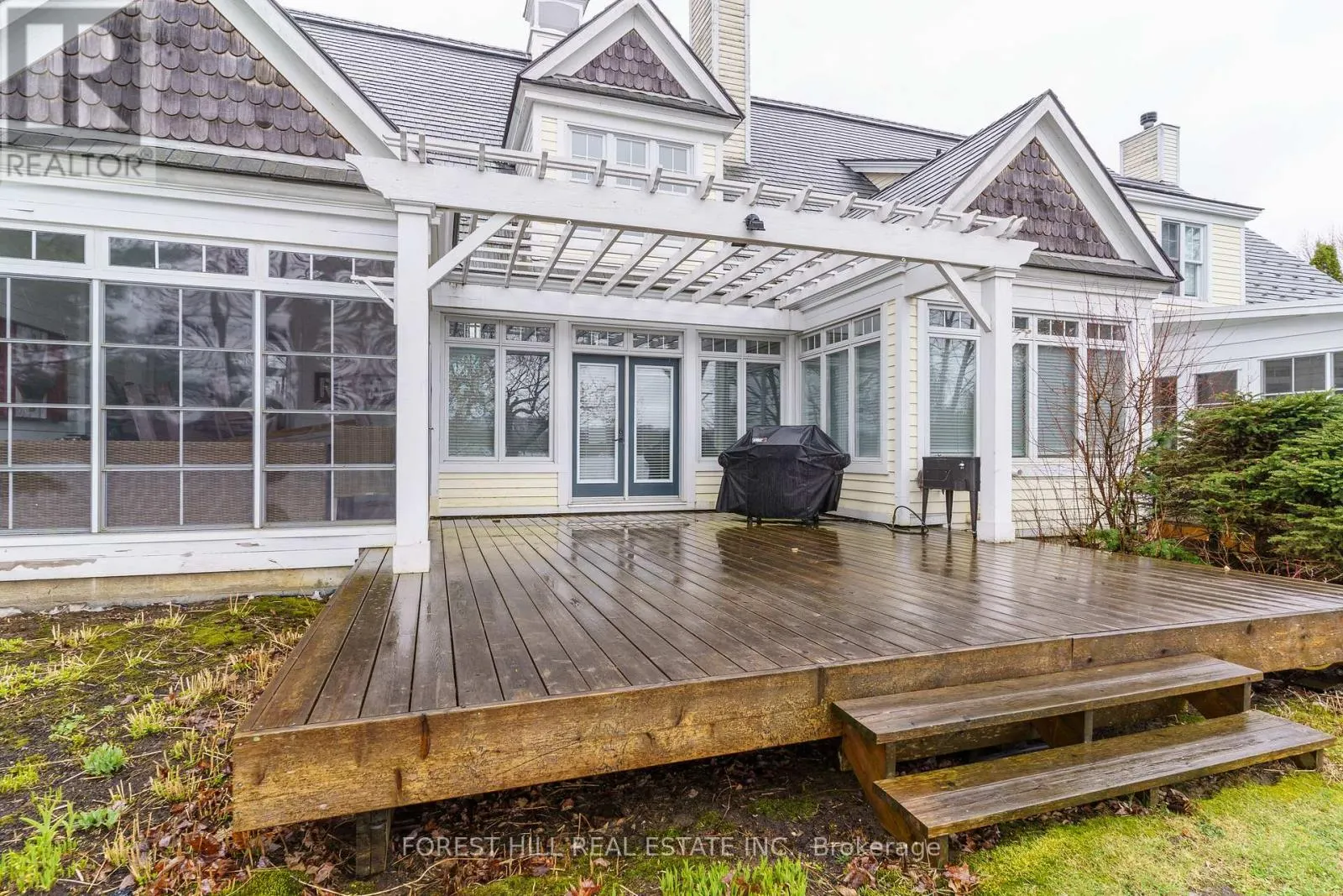 2 - 1131 ELGIN HOUSE ROAD