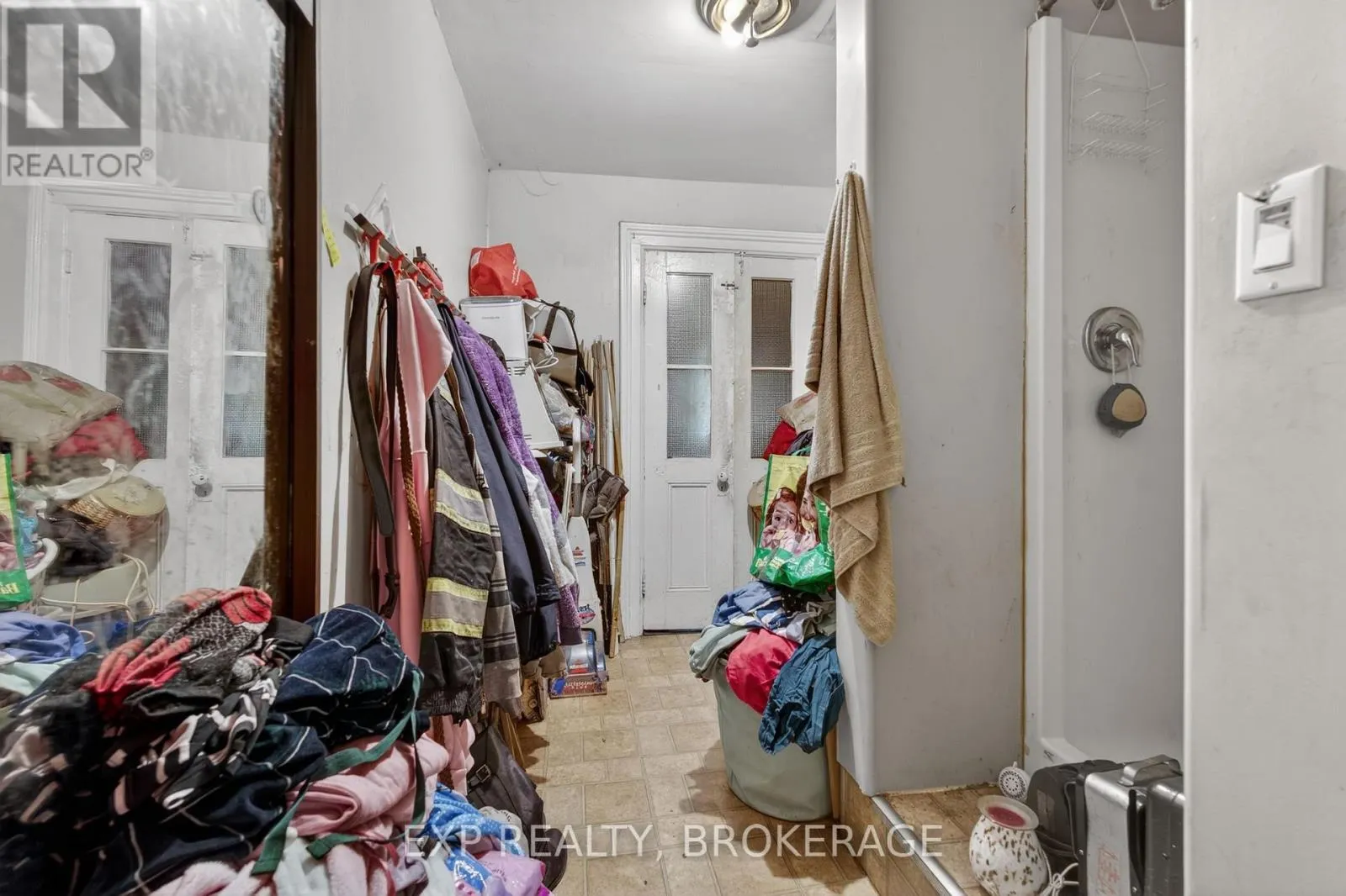 342 KING STREET W