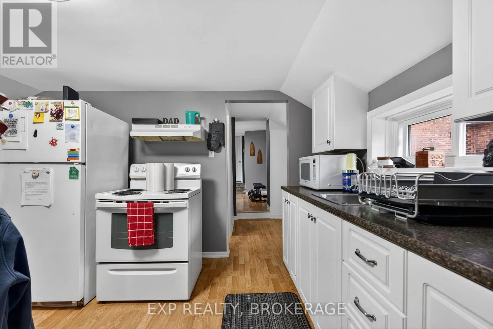 342 KING STREET W