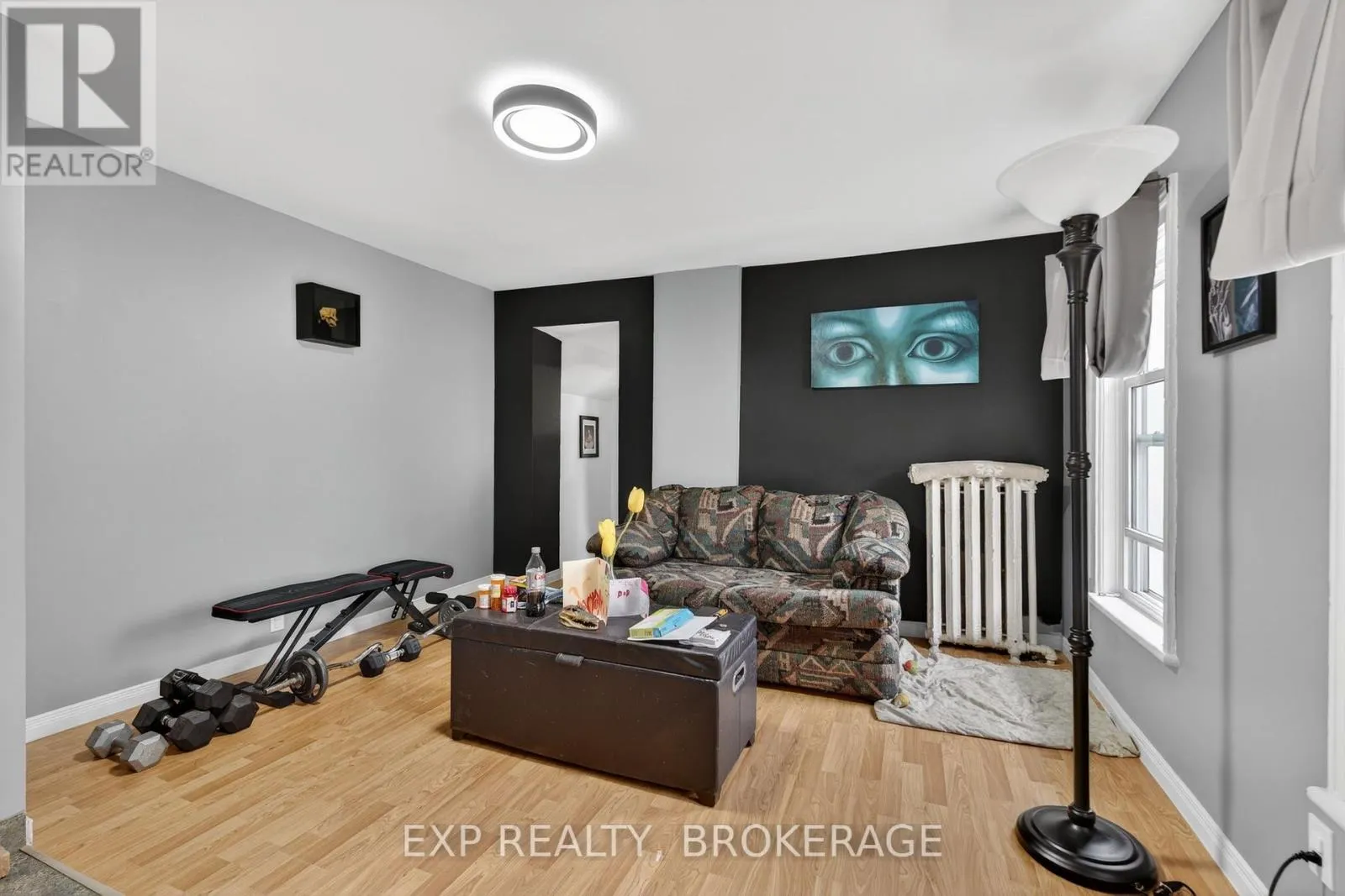 342 KING STREET W