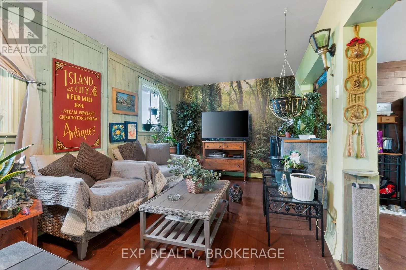 342 KING STREET W
