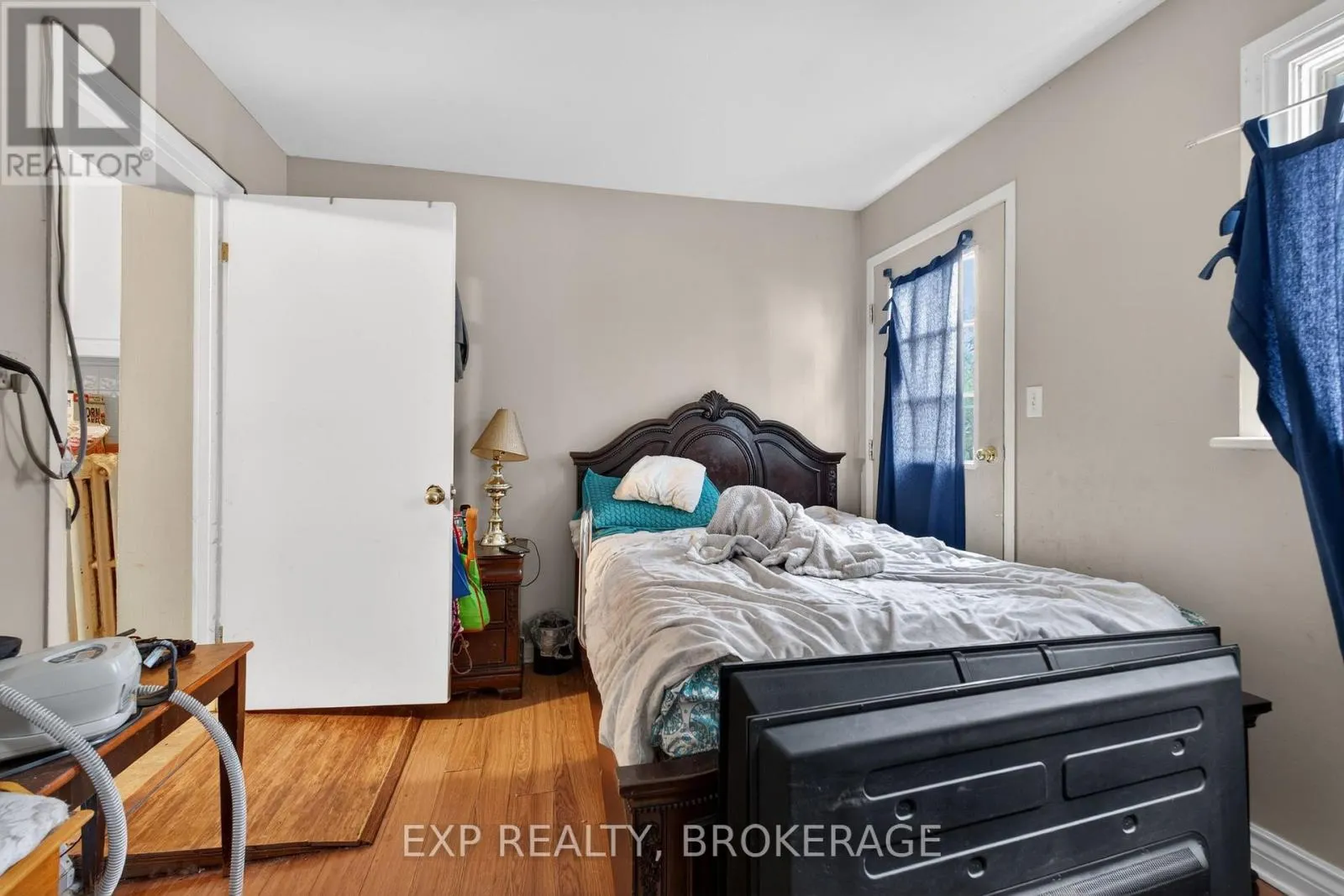 342 KING STREET W
