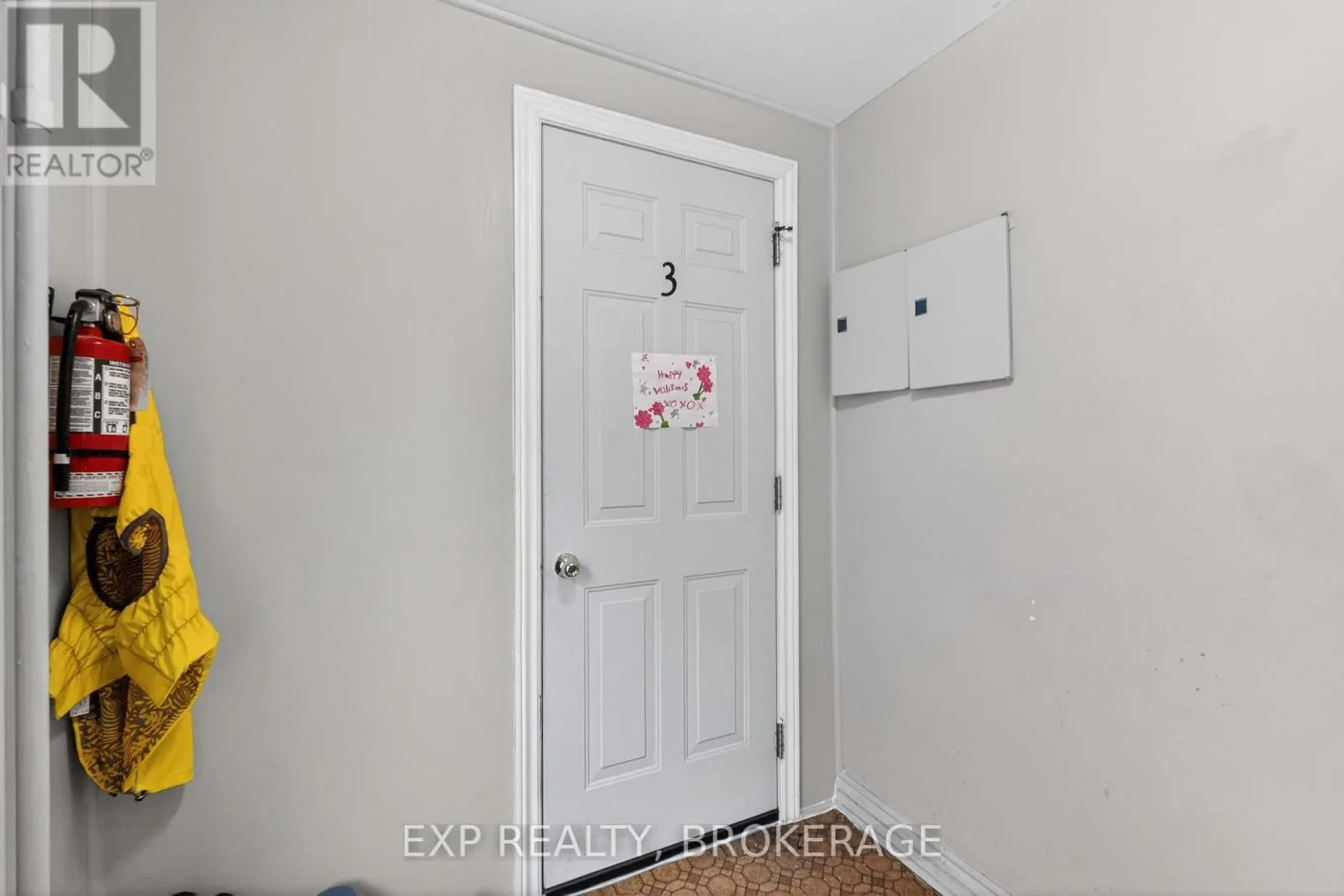 342 KING STREET W