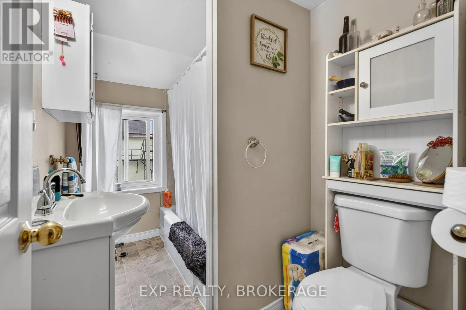342 KING STREET W