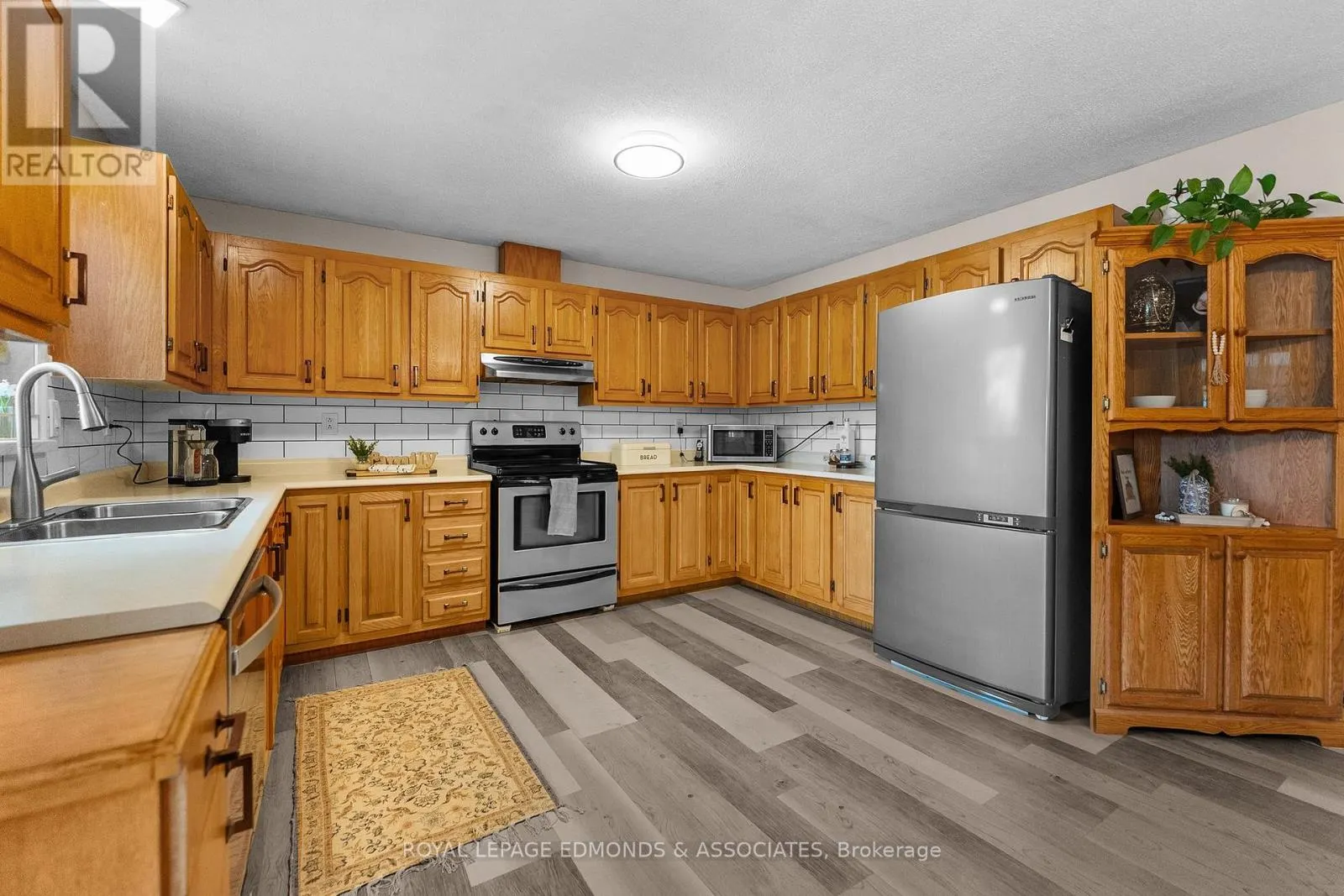 164 GARDEN LAKE TRAIL