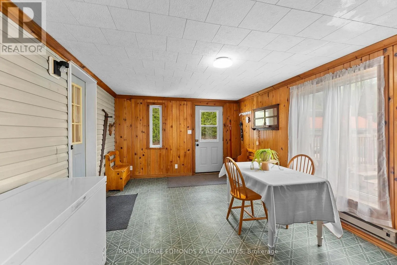 164 GARDEN LAKE TRAIL