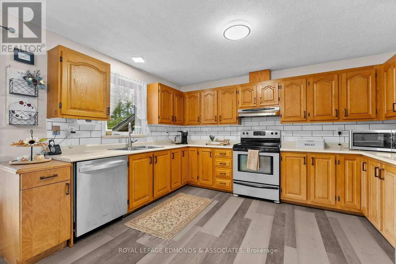 164 GARDEN LAKE TRAIL
