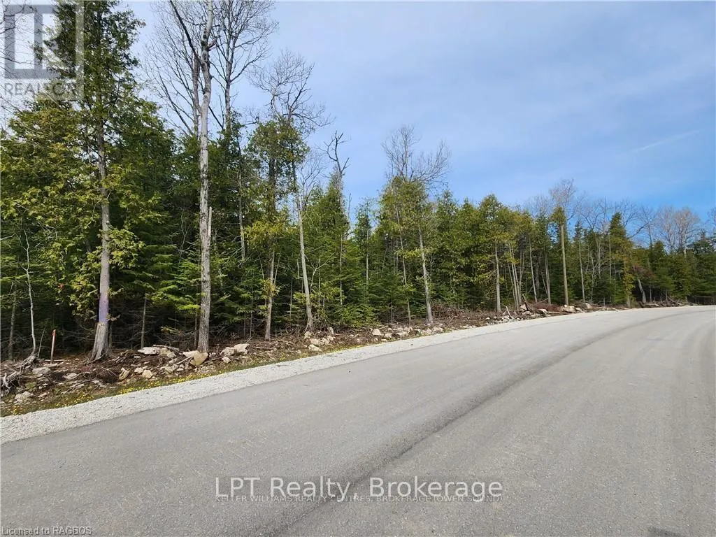 LOT 10 TRILLIUM CROSSING