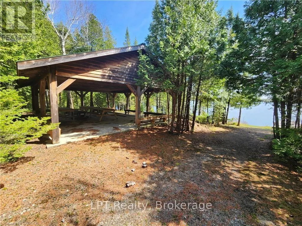 LOT 10 TRILLIUM CROSSING