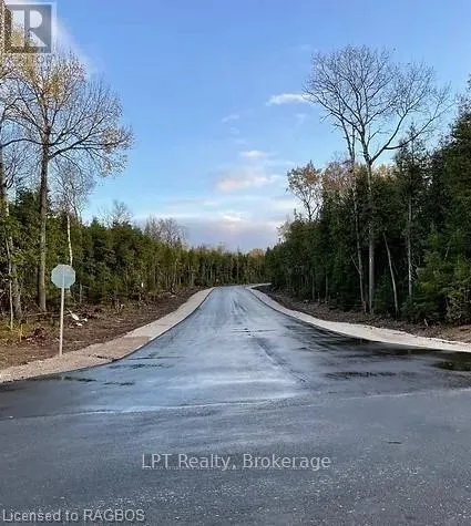 LOT 10 TRILLIUM CROSSING