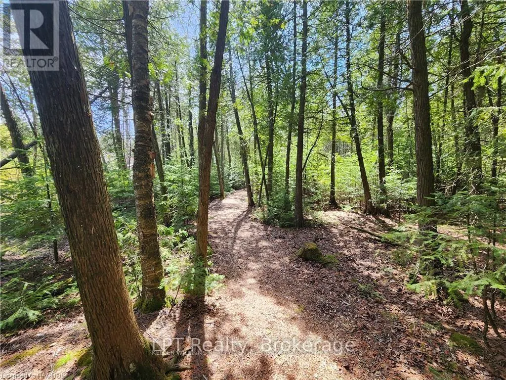 LOT 10 TRILLIUM CROSSING