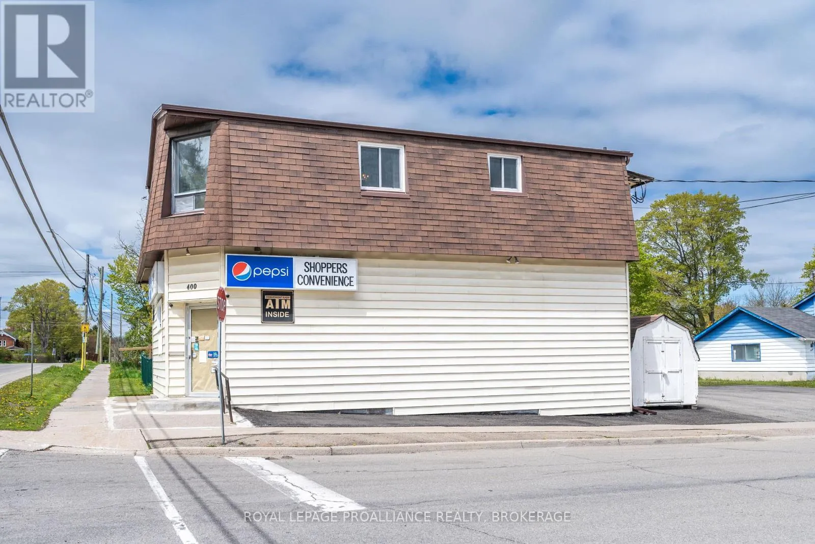 400 KING STREET W