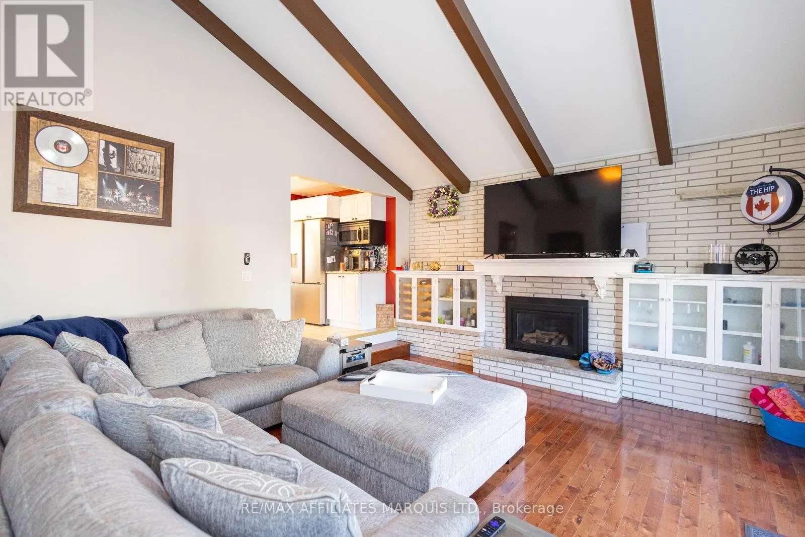 420 BEACH AVENUE