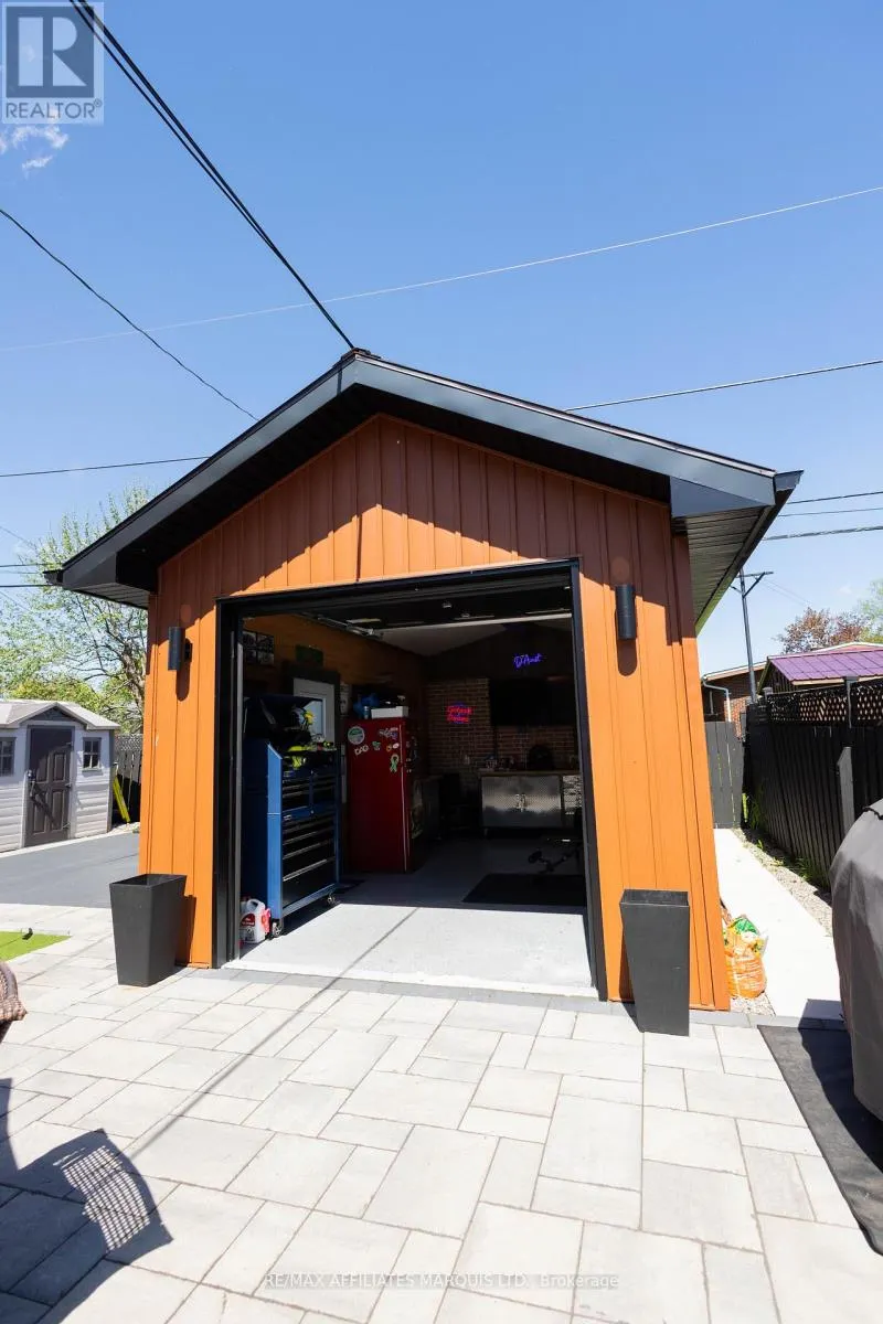 420 BEACH AVENUE