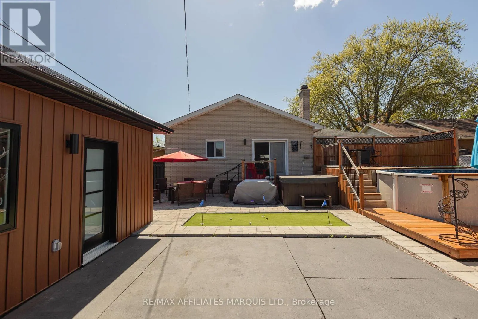 420 BEACH AVENUE