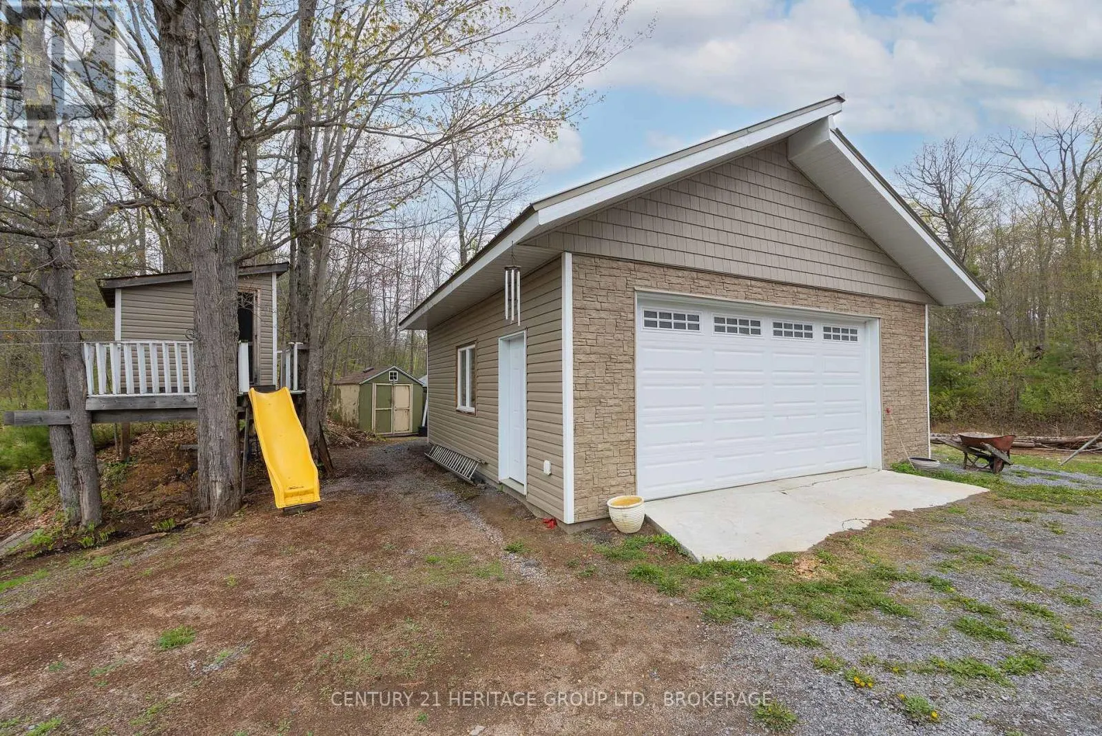 173 CASTLE ROCK LANE