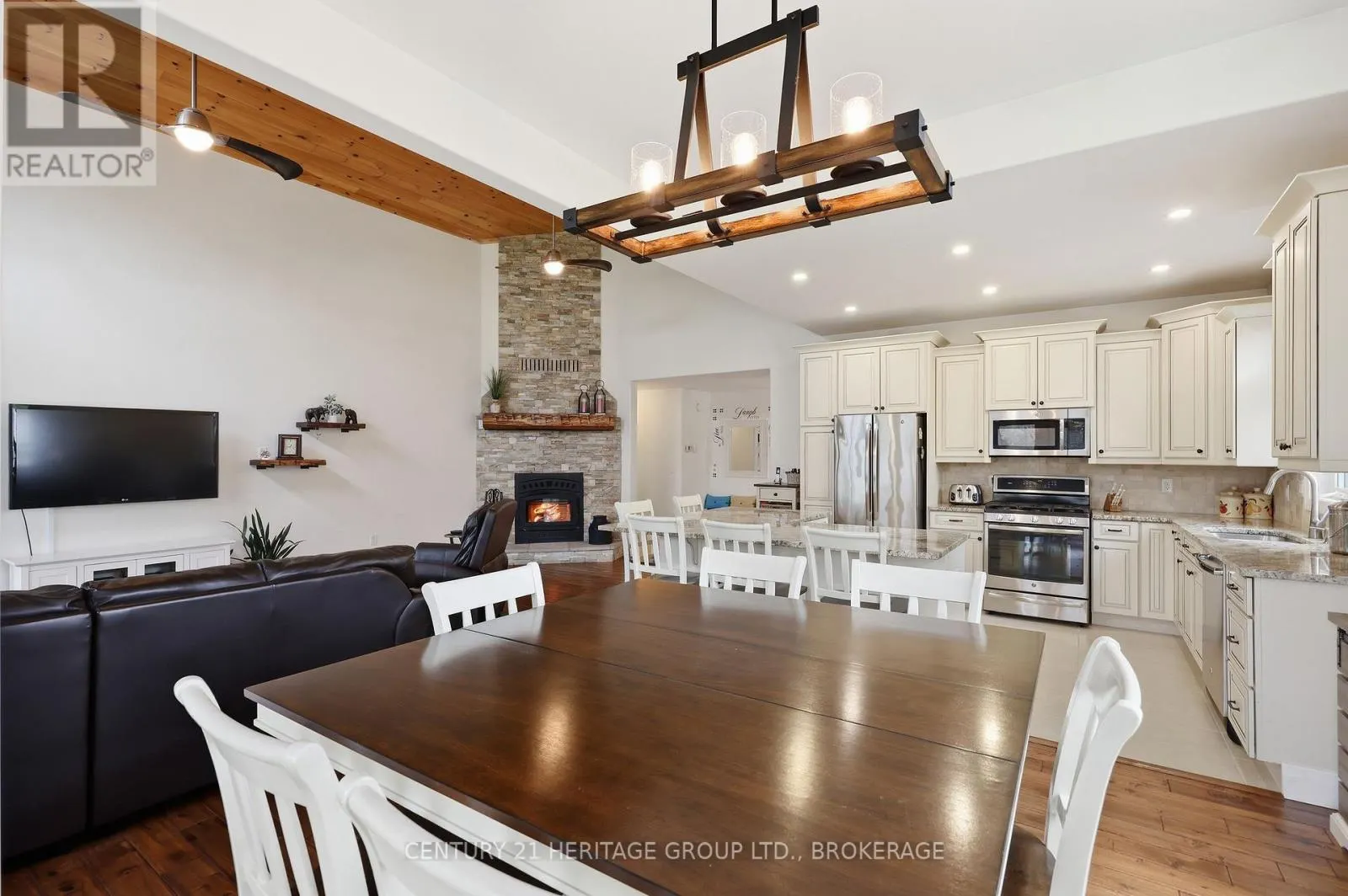 173 CASTLE ROCK LANE
