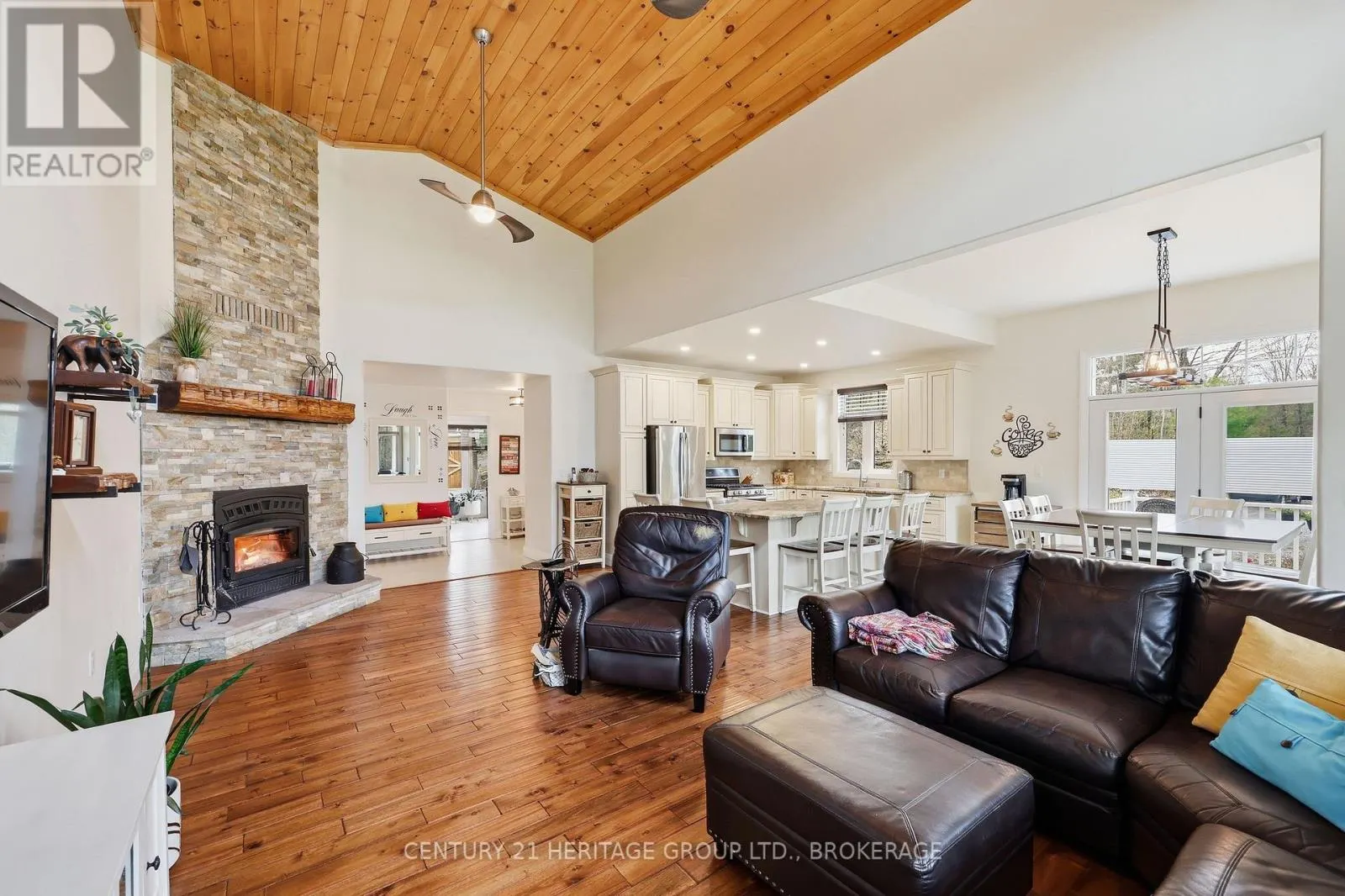 173 CASTLE ROCK LANE