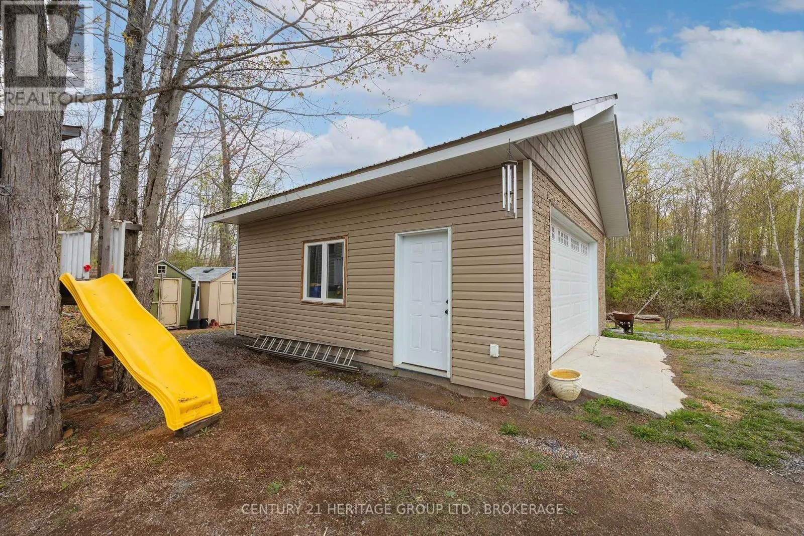 173 CASTLE ROCK LANE