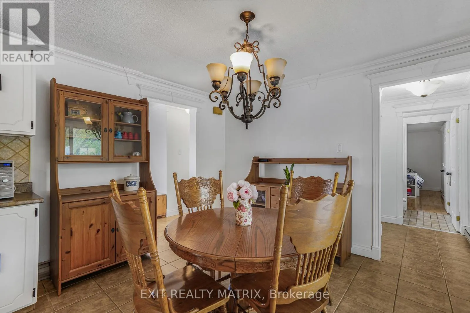 136 MARTEL CRESCENT