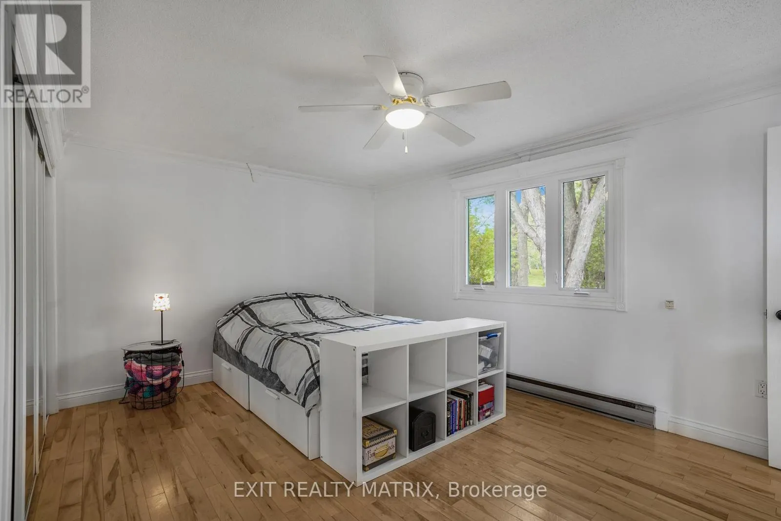 136 MARTEL CRESCENT