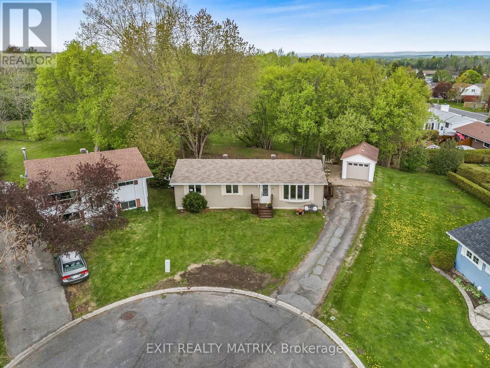 136 MARTEL CRESCENT