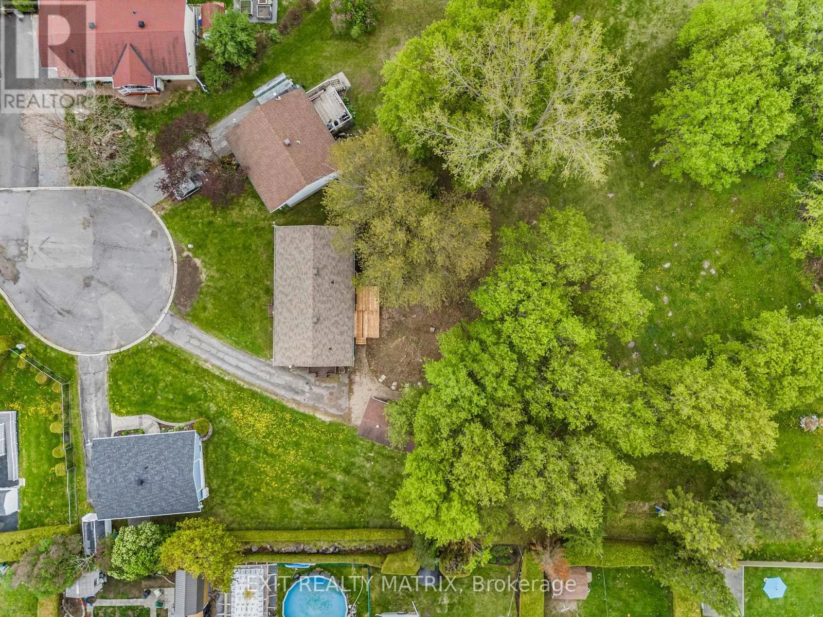 136 MARTEL CRESCENT