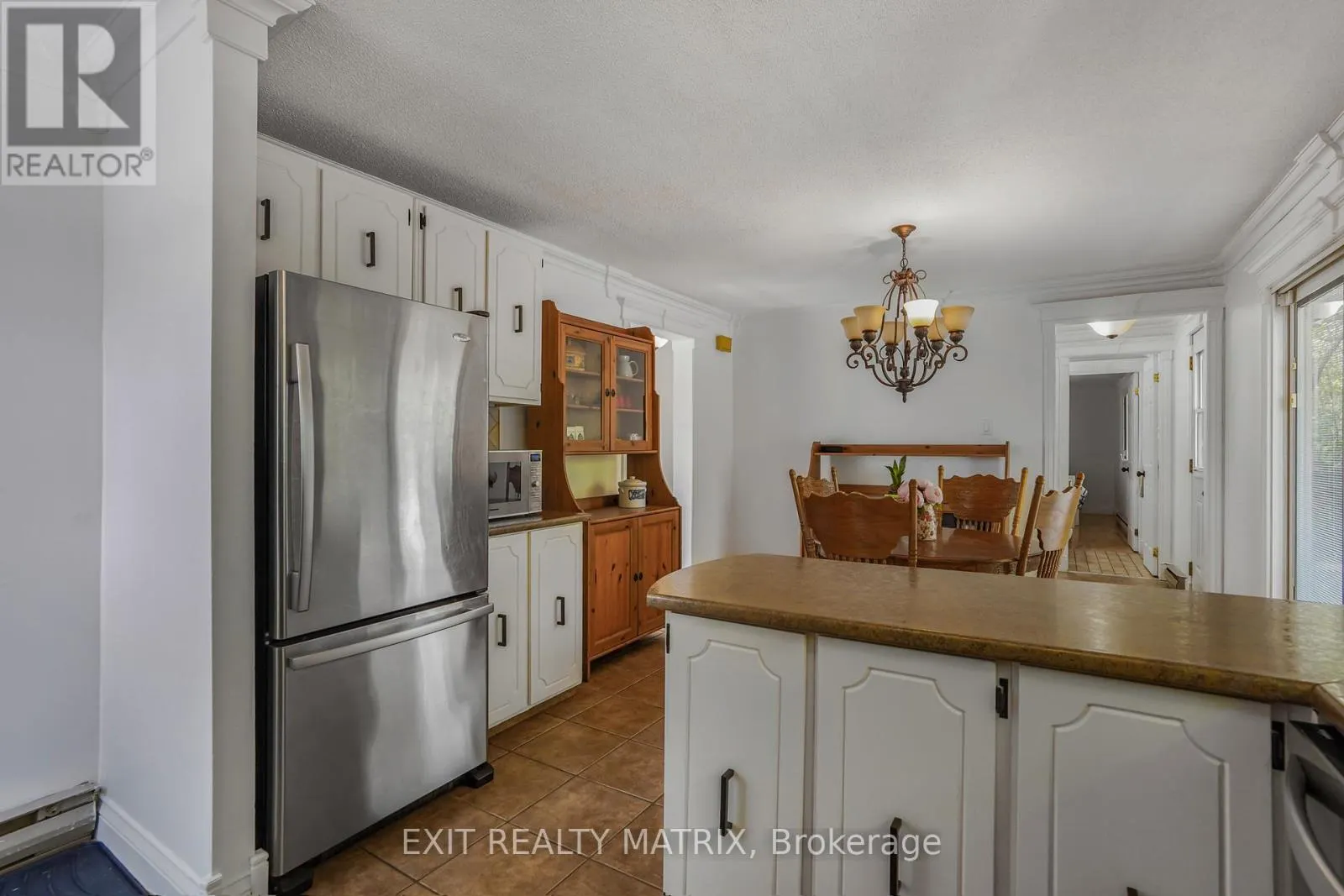 136 MARTEL CRESCENT