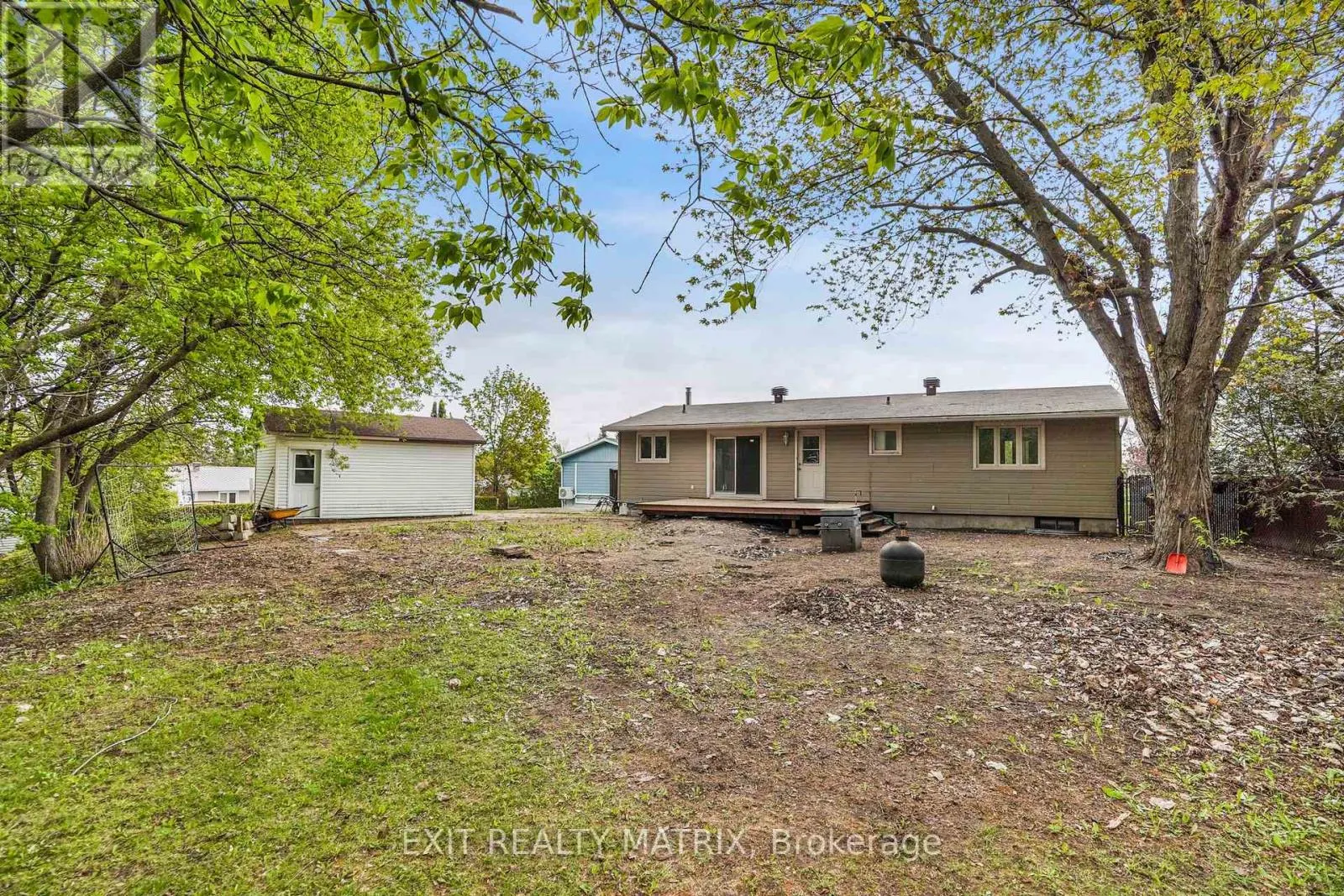 136 MARTEL CRESCENT