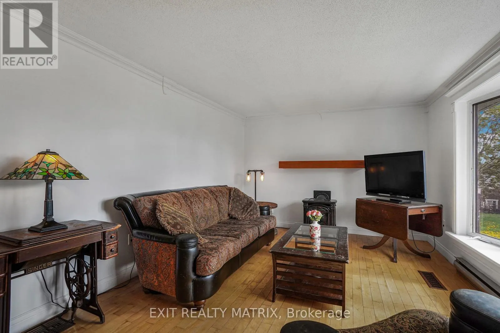 136 MARTEL CRESCENT