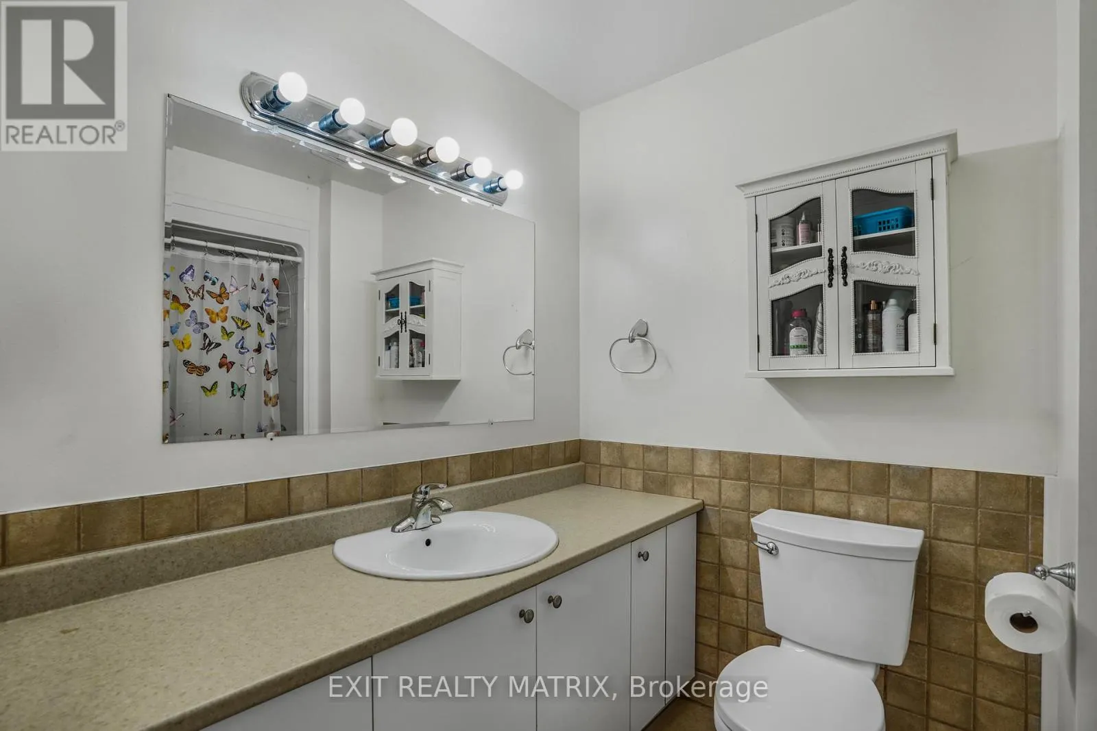 136 MARTEL CRESCENT